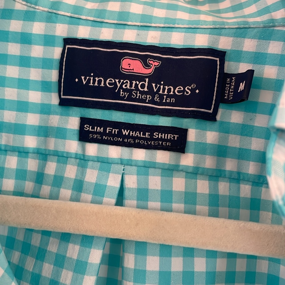 Vineyard Vines Button Down - image 2